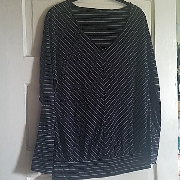Black and Glitter Striped Top - Picture 4 of 4